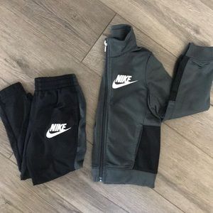 Nike matching set